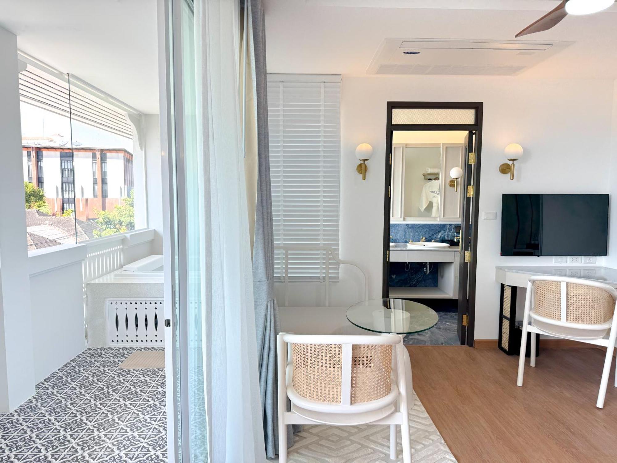 Away Chiang Mai Thapae Resort A Vegan Retreat الغرفة الصورة